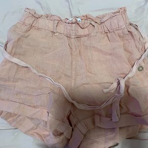 only worn once shorts, casual fit